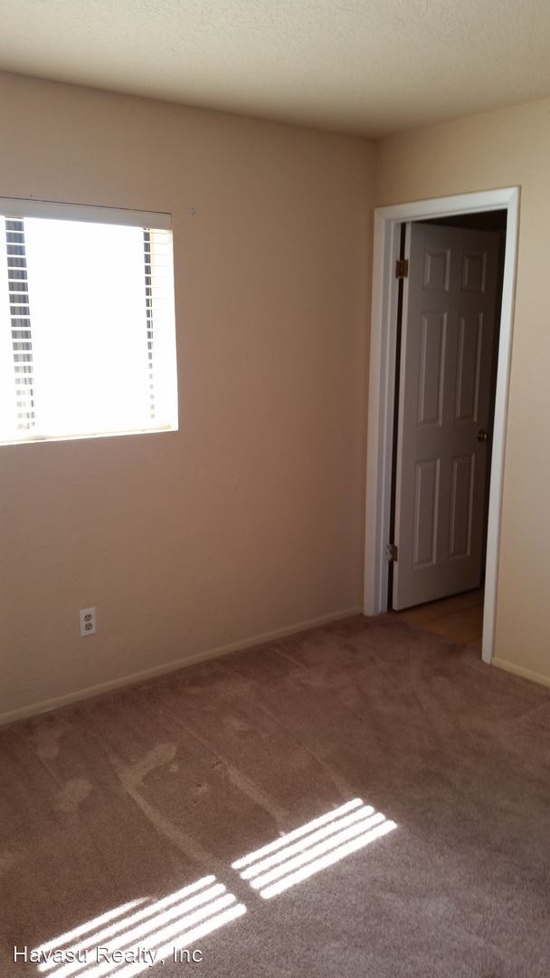 Building Photo - 3 br, 2 bath House - 3472 Jamaica Blvd N