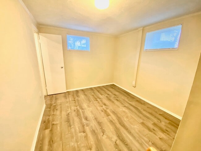 Building Photo - 5307 Pooks Hill Rd