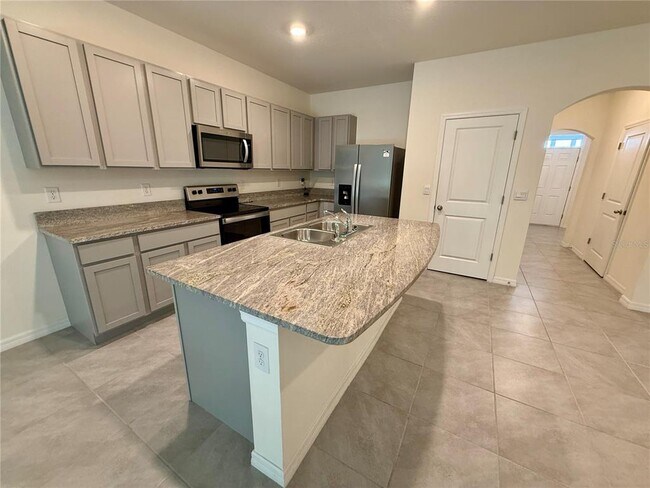 Building Photo - 13781 NW 9th Rd