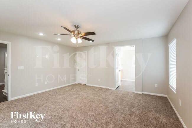 Building Photo - 6715 Sugarbird Ct