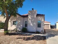 Building Photo - 2411 Stonebridge Dr