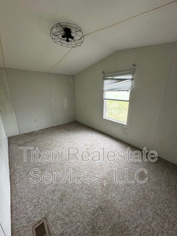 Building Photo - 1835 S Lake Arthur Ave