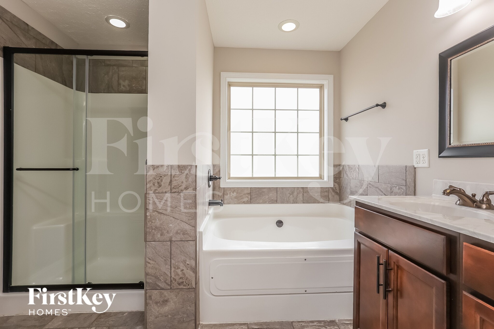 Building Photo - 1129 Stillwood Dr