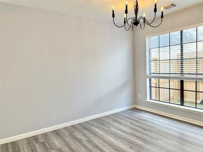 Building Photo - 4411 Ireland Ln