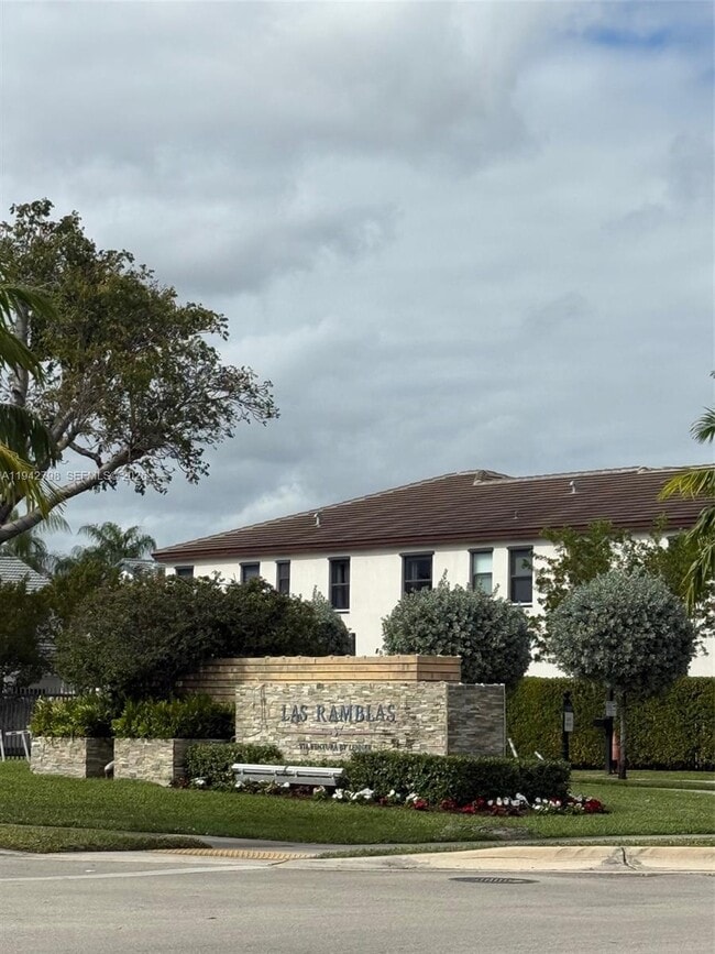 Building Photo - 21432 NE 2nd Path