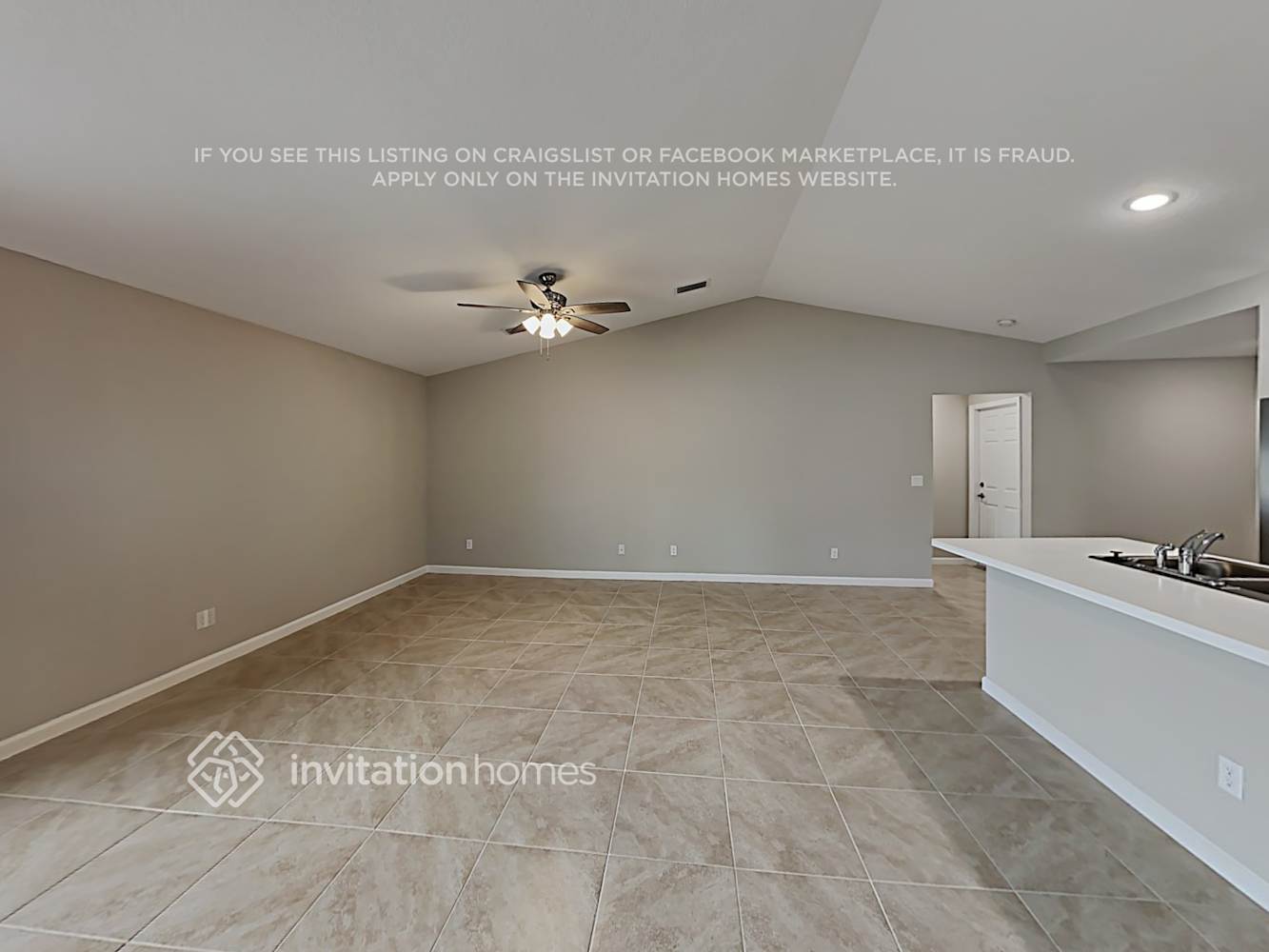 Building Photo - 1909 SW Hampshire Ln