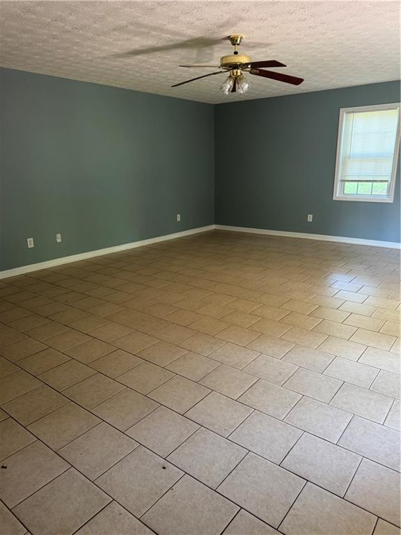 Building Photo - 4170 Longmont Dr