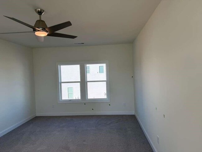 Building Photo - 1122 Winding Br Dr