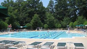 Building Photo - 3916 Penderview Dr