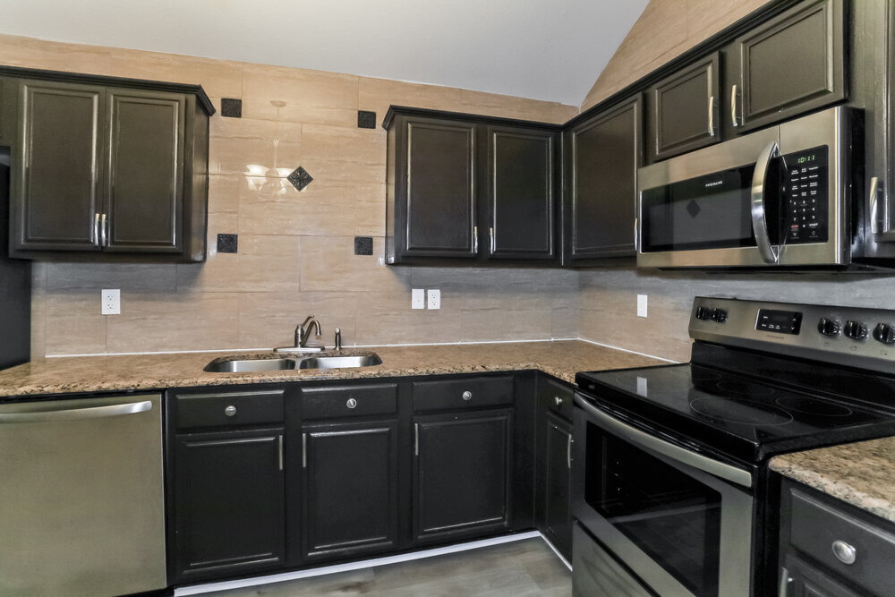 Building Photo - 3016 Casa Bella Dr