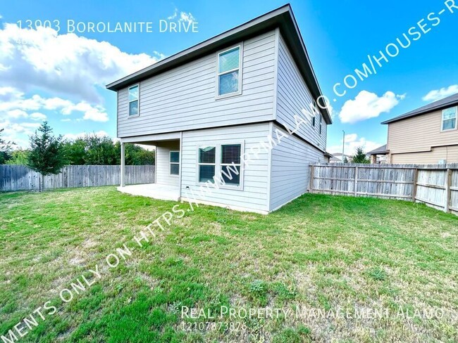 Building Photo - **MOVE-IN SPECIAL** Available Now! 4 Bedro...