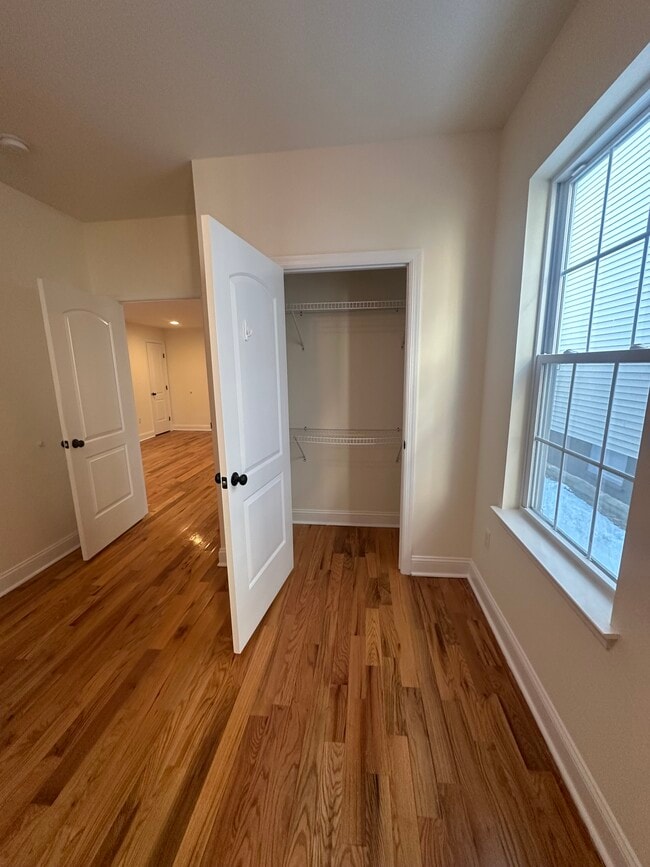 Building Photo - 166 W Washington Ave