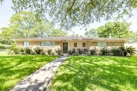 Building Photo - 2125 Shady Ln