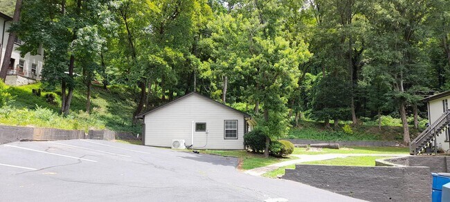 Building Photo - COMING  SOON - 2 Bedroom house located in ...