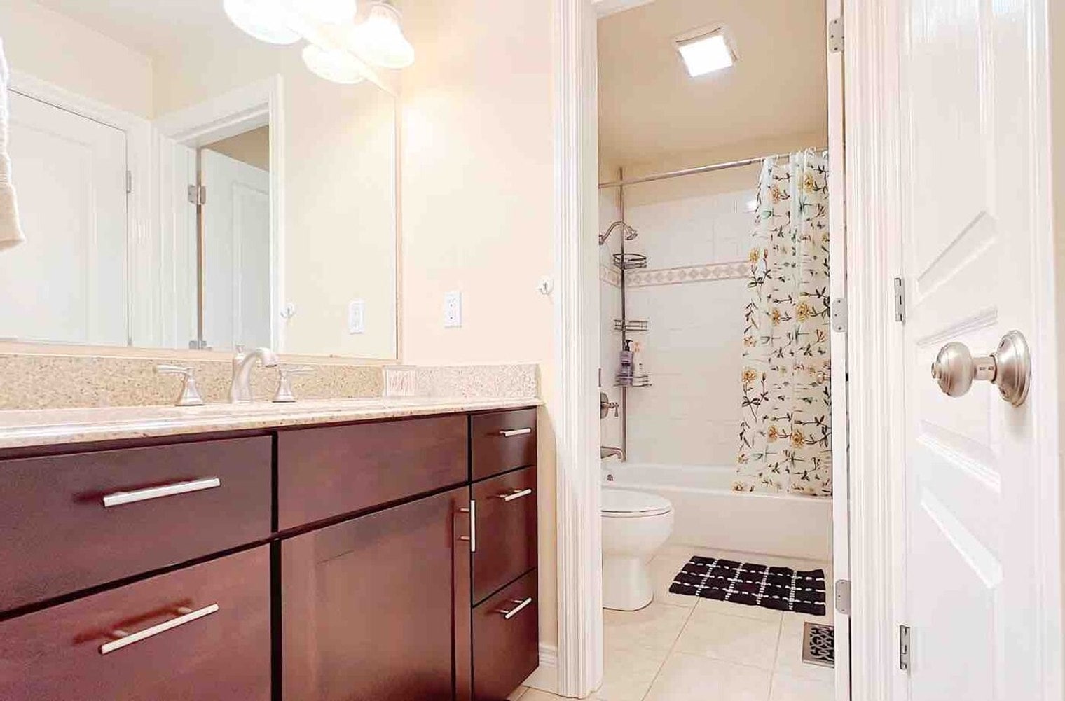 Building Photo - 237 W 13th Ave