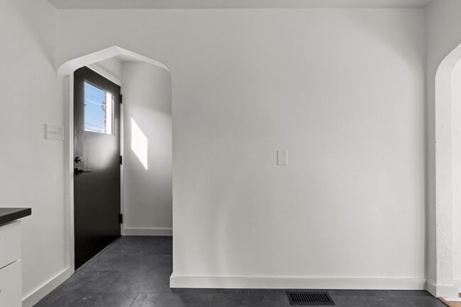 Building Photo - READY for Move-In! Fully RENOVATED 3 bedroom in WEST MIFFLIN! COME CHECK IT OUT!