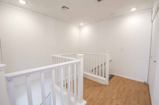 Building Photo - 7204 Platinum Peak Ave