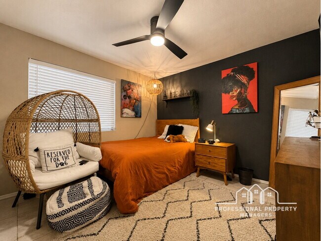Building Photo - “Stunning 4-Bedroom, 3-Bathroom Solar Home in Rancho Sereno”