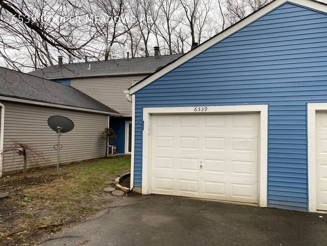 Building Photo - Cooper Meadows- Two Bedroom Townhome in We...