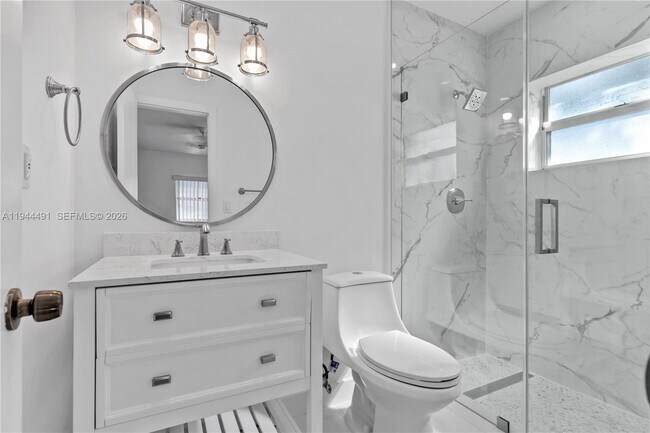 Building Photo - 5215 SW 128th Ave