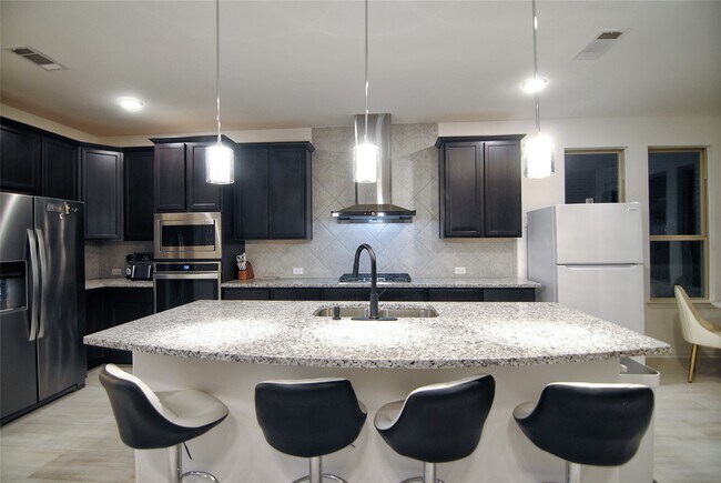 Building Photo - 30107 Alder Run Ln