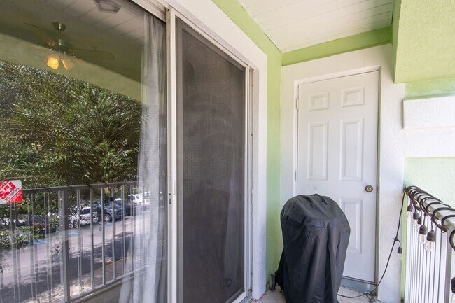 Building Photo - Heron's Landing End Unit Overlooking the Sparkling Community Pool