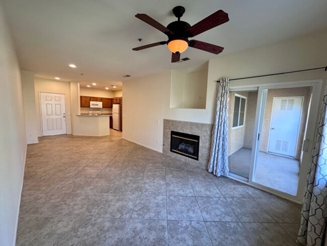 Building Photo - 1 bedroom Murrieta condo for LEASE with a ...