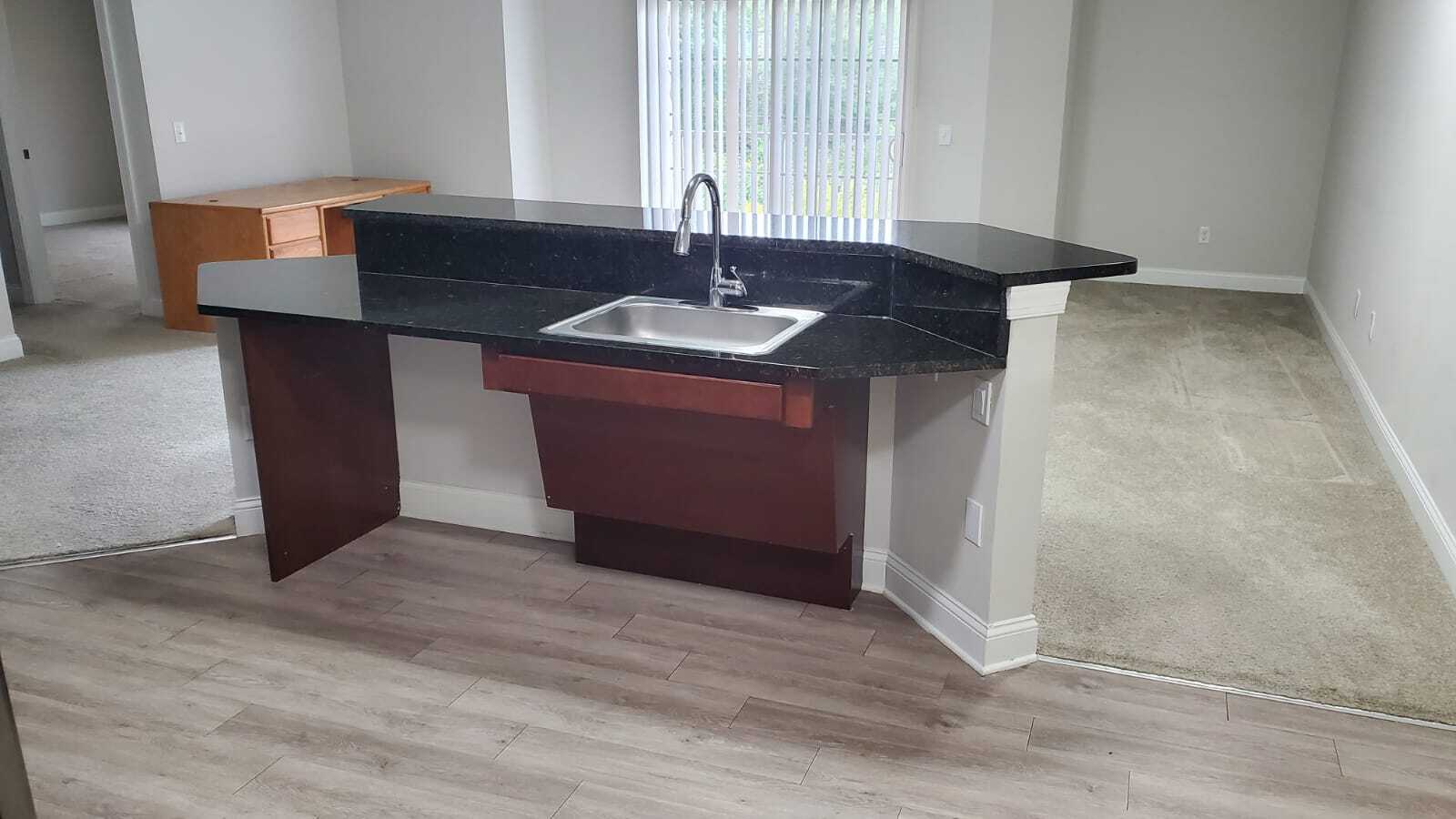 Building Photo - 3000 Fountainview Cir