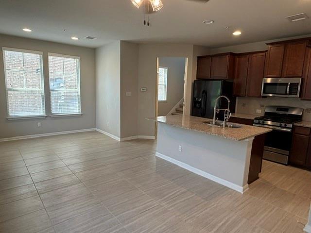 Building Photo - 7220 Wyoming Springs Dr