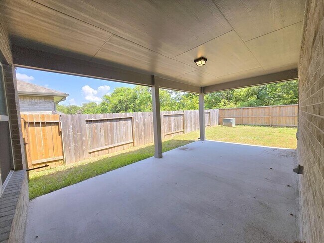 Building Photo - 3327 Avary River Ln