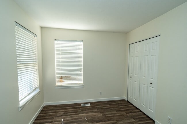 Building Photo - 358 Steep Mountain Dr