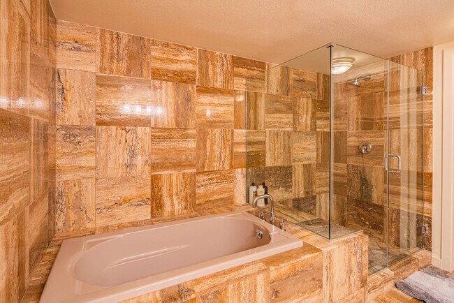 Building Photo - 44 W Monroe St