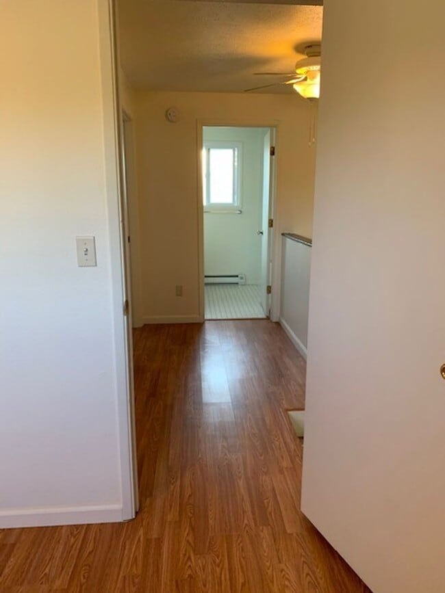 Building Photo - 1211 Summers Ln