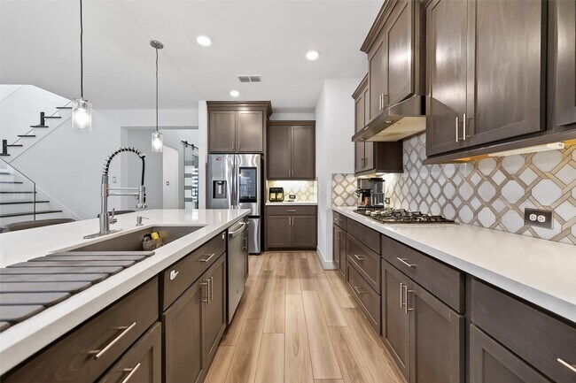 Building Photo - 21642 Laggan Clf Ln