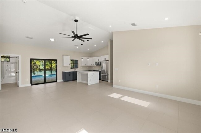 Building Photo - 1008 NW 36th Pl