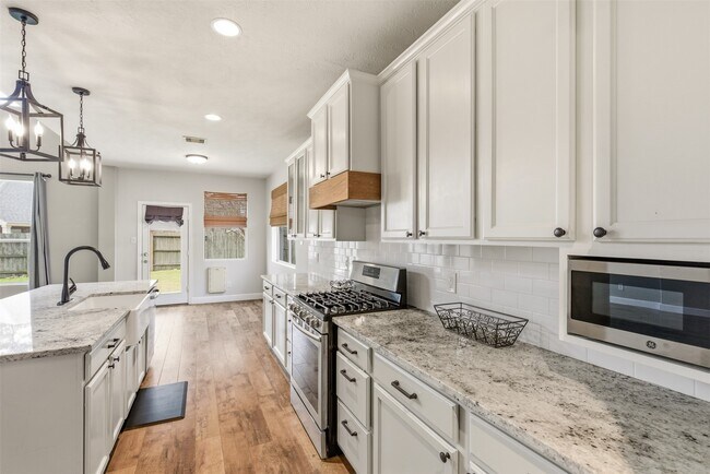 Building Photo - 14127 Austin Hollow Ct