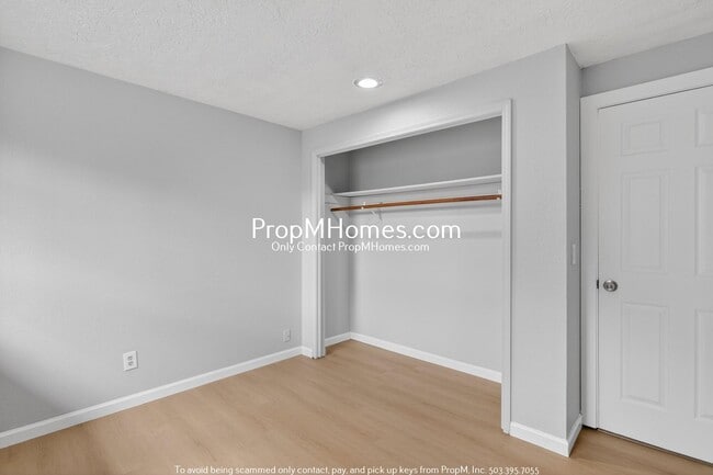 Building Photo - Secluded Nature Retreat: 4 Bedrooms!