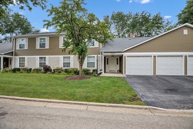 Building Photo - 737 Candleridge Ct