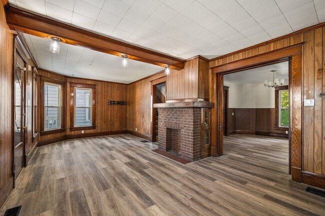 Building Photo - 37 W Arch St