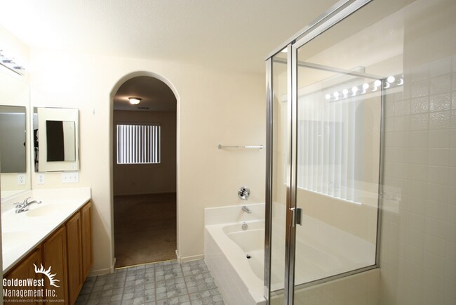 Building Photo - Charming 3Bdm 2.5Ba Two-Story Home in the ...