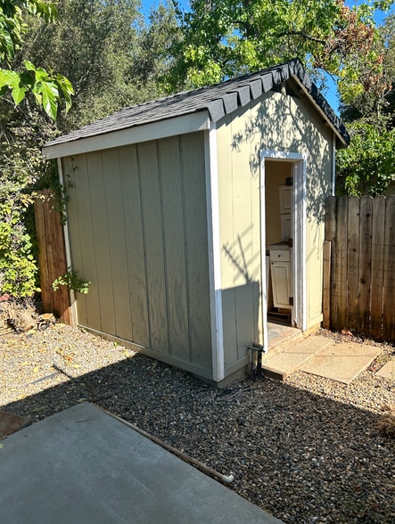 Building Photo - 4085 Durock Rd
