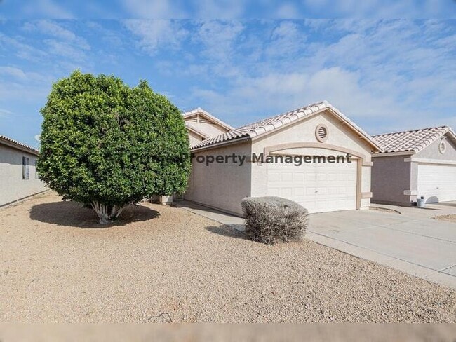 Building Photo - 10864 W Devonshire Ave