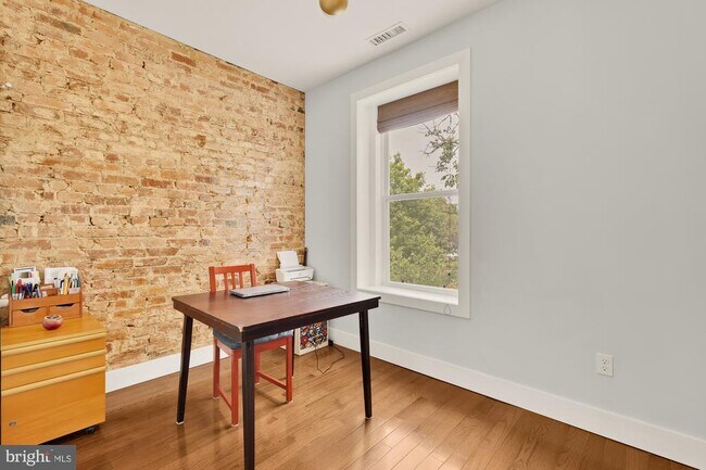 Building Photo - 4012 7th St NW