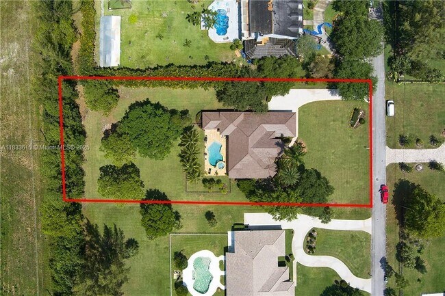 Building Photo - 6807 NW 66th Way