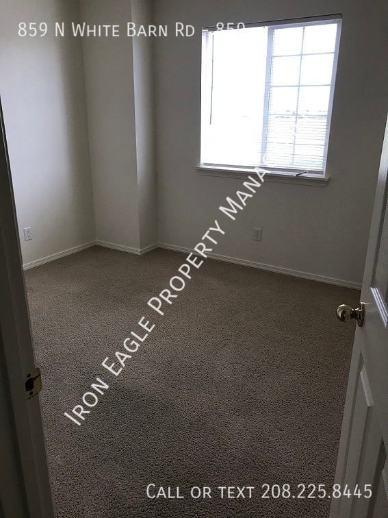 Building Photo - 859 N White Barn Rd