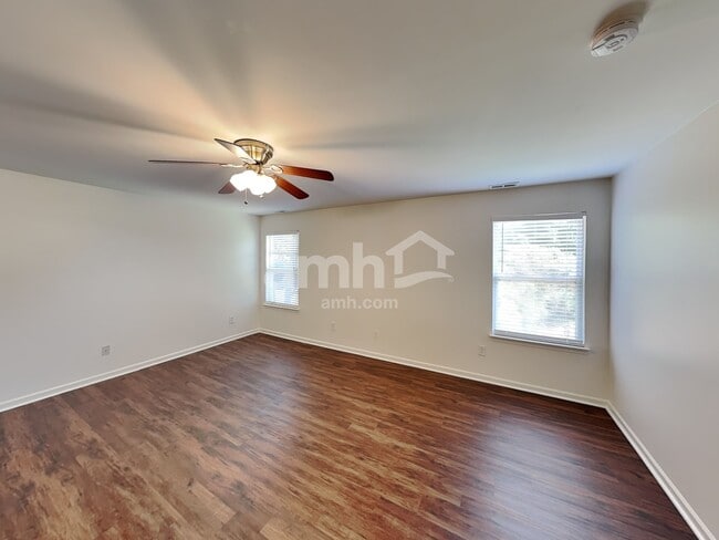 Building Photo - 4811 Spruce Peak Rd