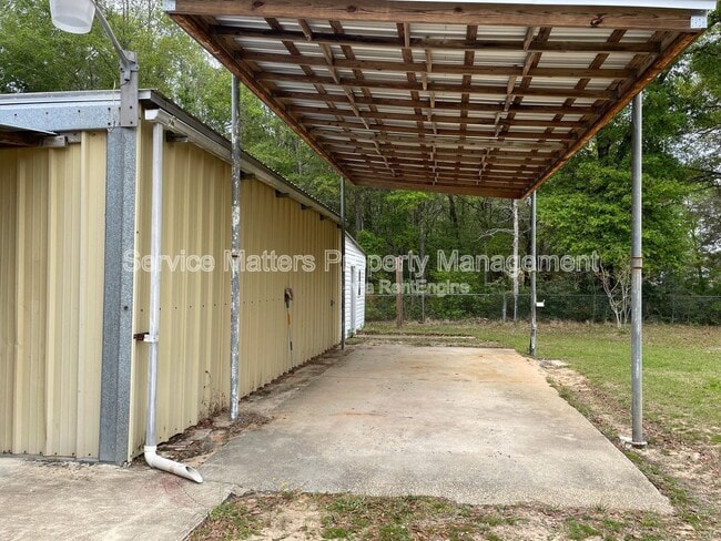 Building Photo - 6274 Robinhood Rd