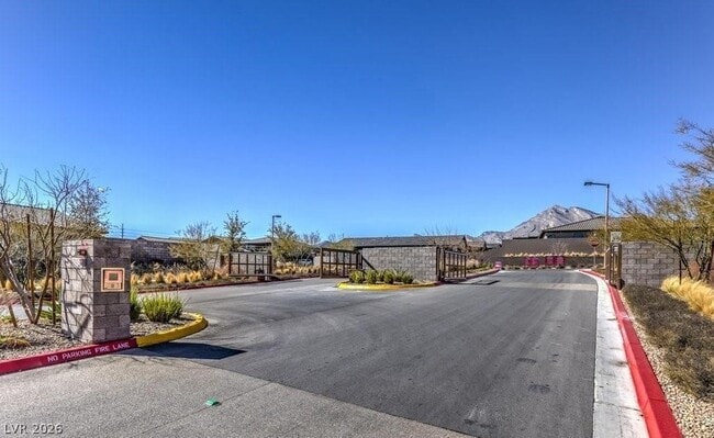 Building Photo - 11836 Star Grass Ave