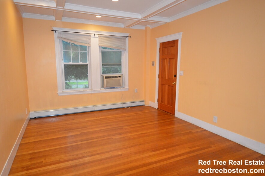 Building Photo - 1742 Commonwealth Avenue