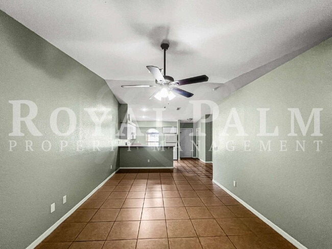 Building Photo - 1909 SW Santa Barbara Pl